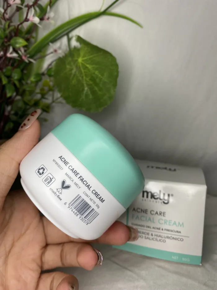 Crema facial - cuidado del acné & frescura  2