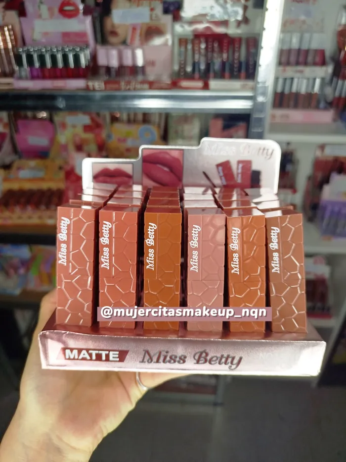 Labial liquido matte Miss Betty 