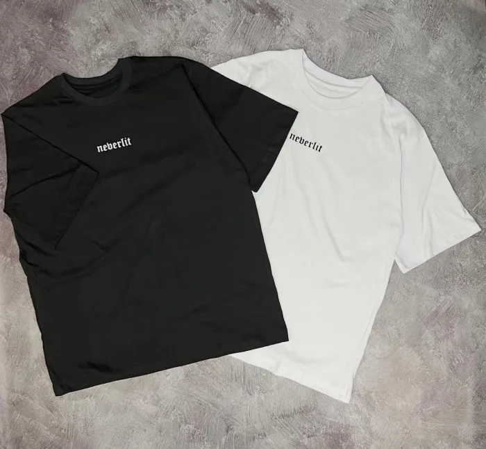 Remera Oversize Colores Blanco/Negro