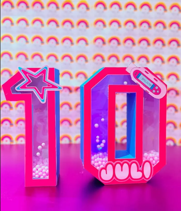 Letras y numeros 3d con visor y luz
