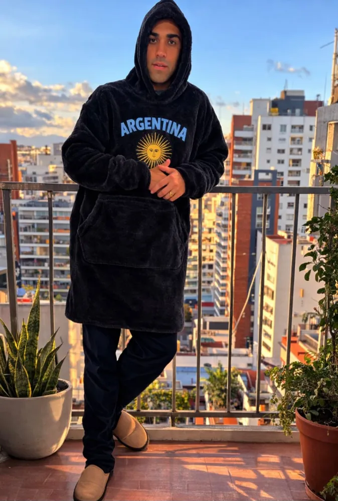 BUZO MANTA ARGENTINA NEGRO