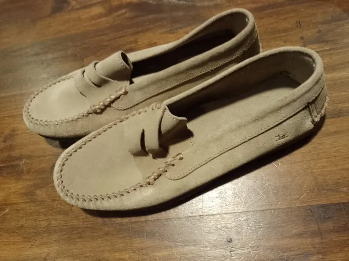 Zapatos mohicanos cerrados