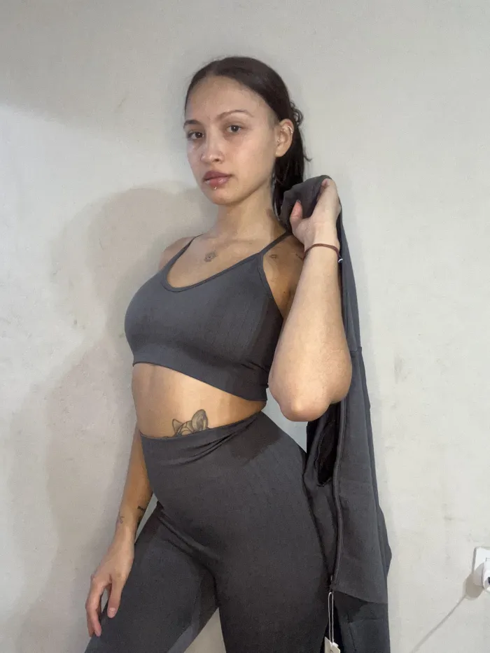 set x3 lola