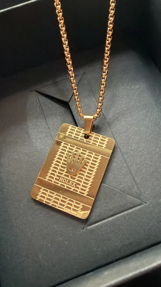 Collar Placa Rolex Dorada