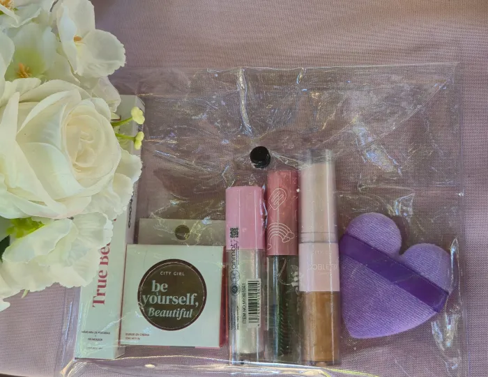 Neceser de 6 productos 