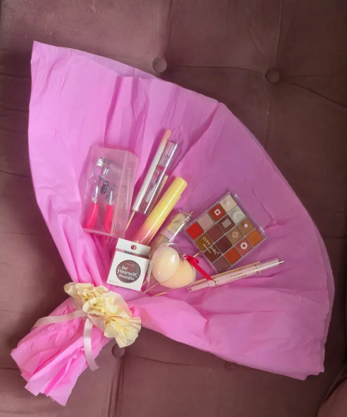 Ramo de Maquillaje 2