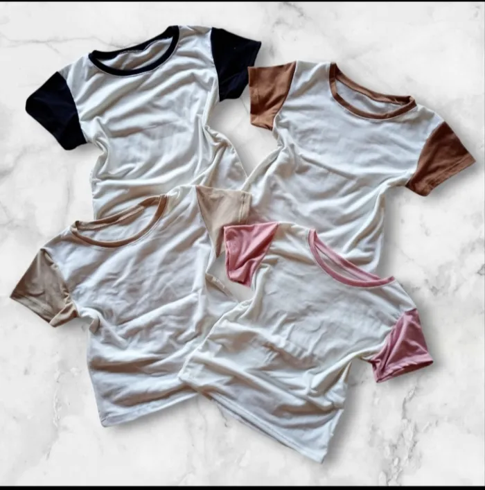 Remera Básica  Combinada