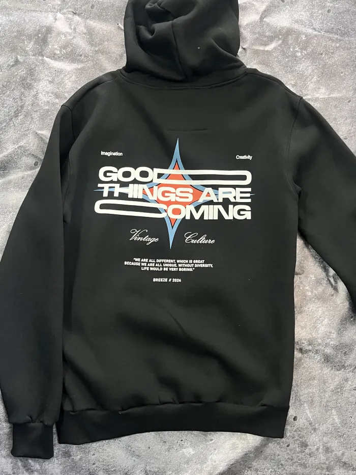 buzo GOOD THINGS ARE COMING  2