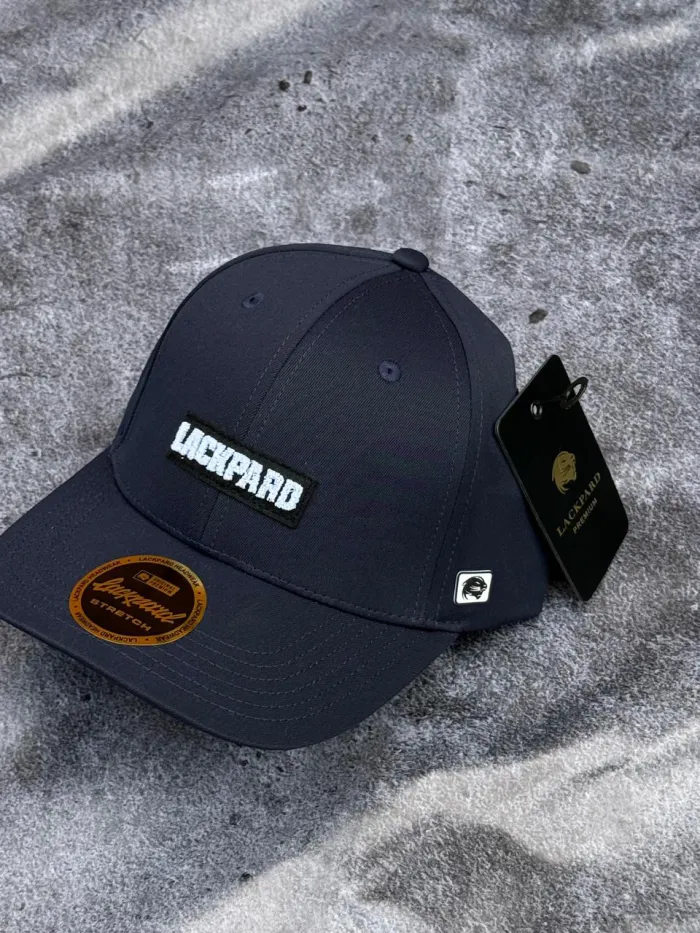 Gorra lackpard / diseño en letras