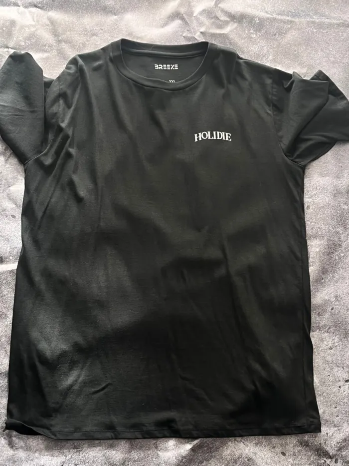 remera HOLIDIE  2