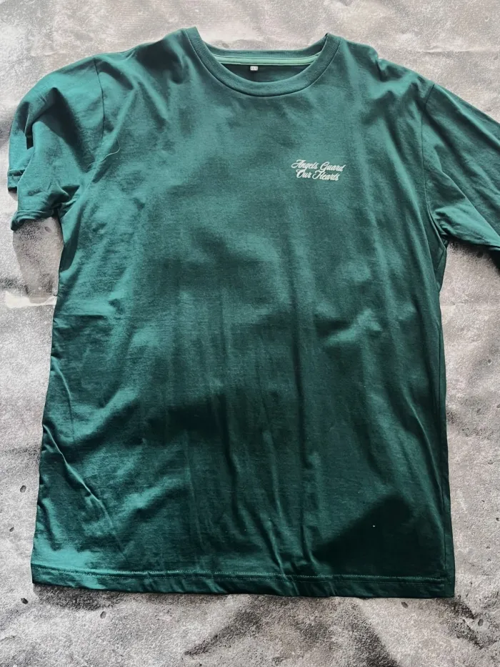remera ANGELS GUARD OUR HEARTS 2