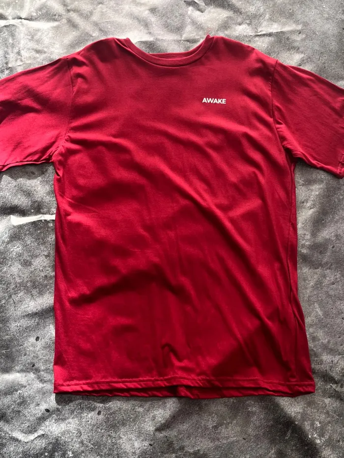 remera AWAKE 2
