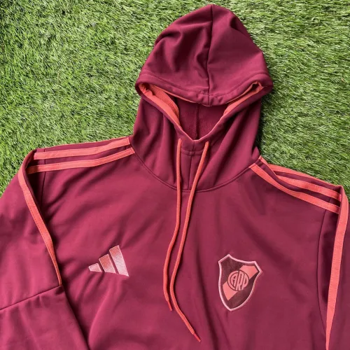 BUZO RIVER PLATE TEMPORADA 2025 BORDÓ 3
