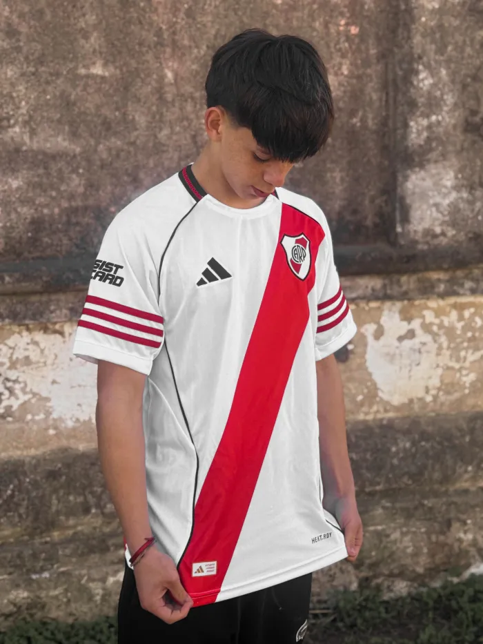 CAMISETA - RIVER 2025/26 - TITULAR SIN PUBLICIDAD 