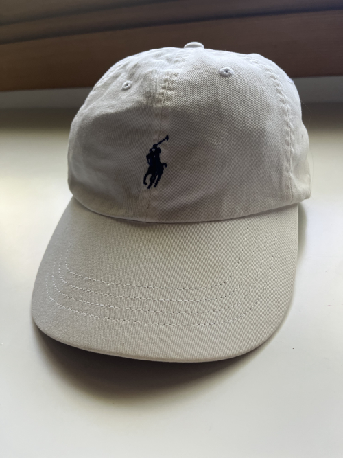Gorra blanca (POLO) 2