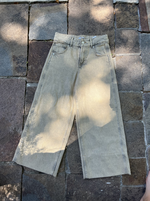 Jean (ZARA) tiró alto