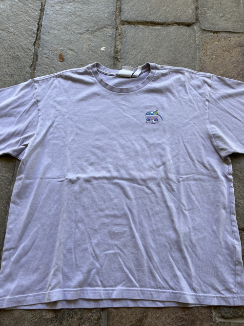 Remera  lila estampada (ADIDAS)