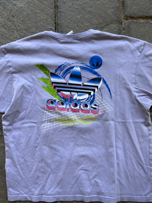 Remera  lila estampada (ADIDAS) 2
