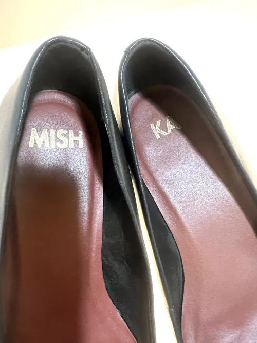 Stilettos negros Marca:MISHKA 4