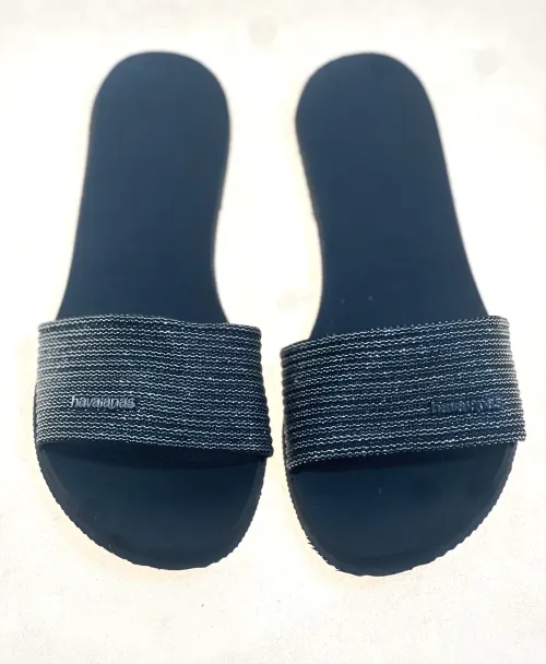 Sandalias negras Marca: HAWAIANAS 2