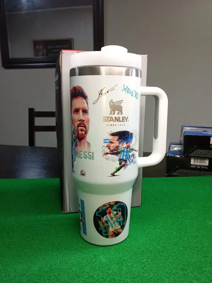 Vaso quencher stanley de messi de 1200ml