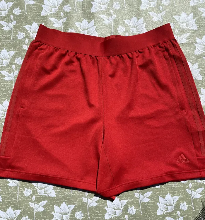Short Adidas 🔴