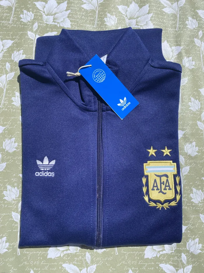 Campera Adidas AFA