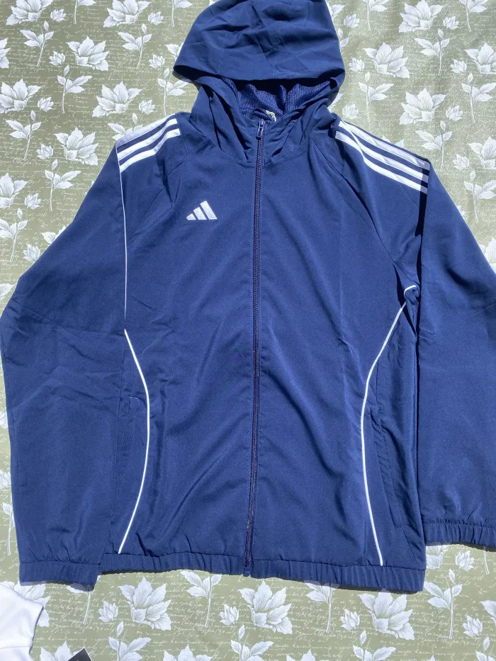 Campera Adidas 🔹