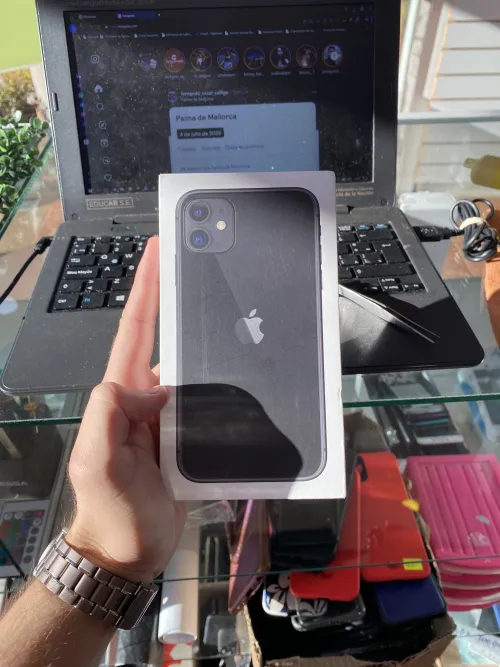 Apple IPhone 11