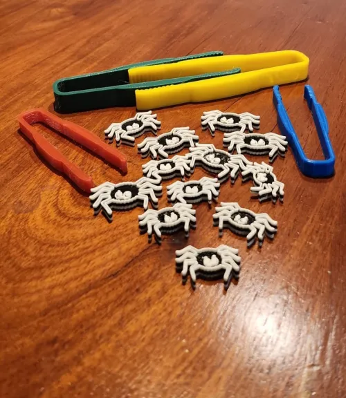 4 PINZAS DE MOTRICIDAD FINA + BICHOS O ANIMALITOS 