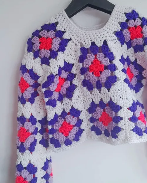 Sweater Granny 2