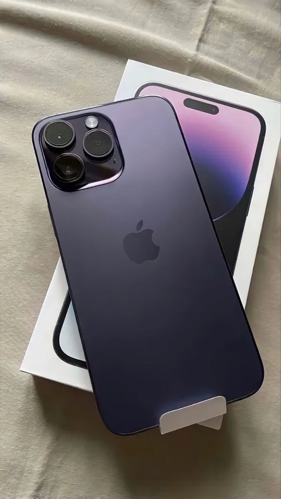 iPhone 14 Pro 128GB US$570