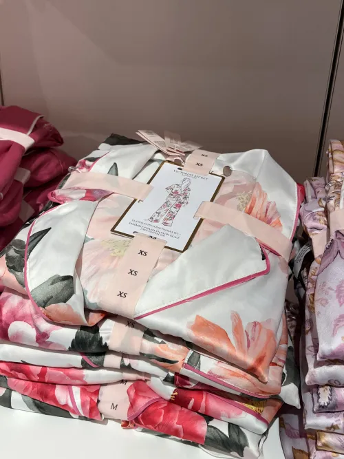 Pijama Short Satén VS  3