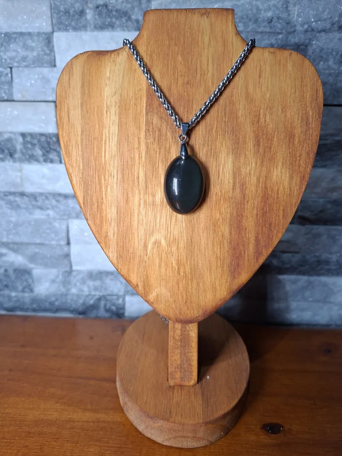 Dije obsidiana con baño de plata