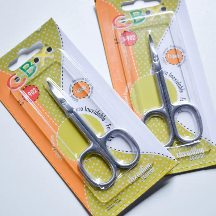 Tijera para bordar acero inoxidable marca CBX  2