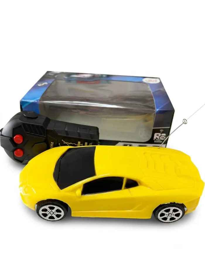 Auto con radio control (15 cm)