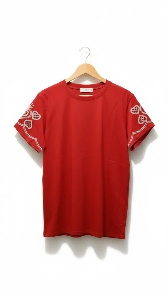 Remera Básica con detalles en mangas plus size