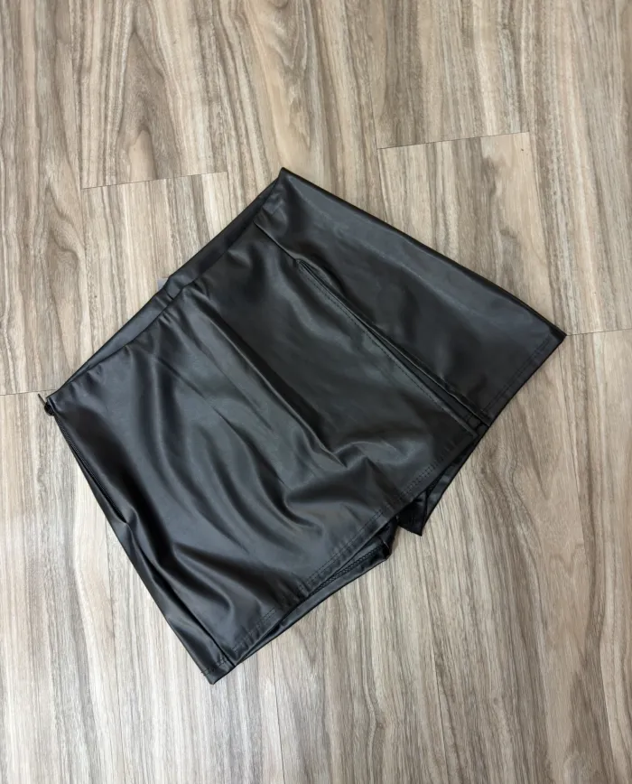 pollera short con tajo 