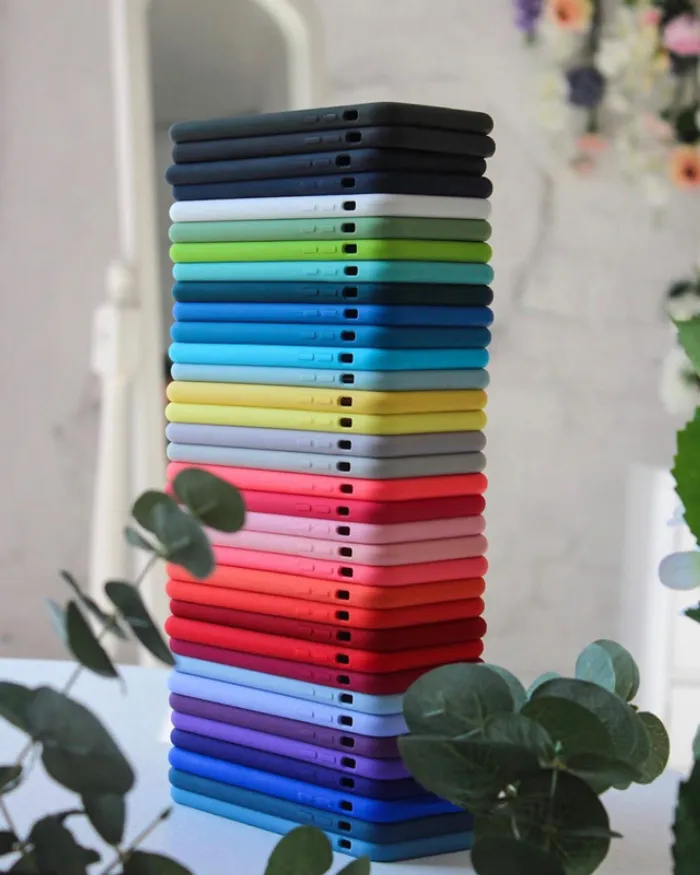 Silinone case ( linea 7 al 15 pro max ) 2