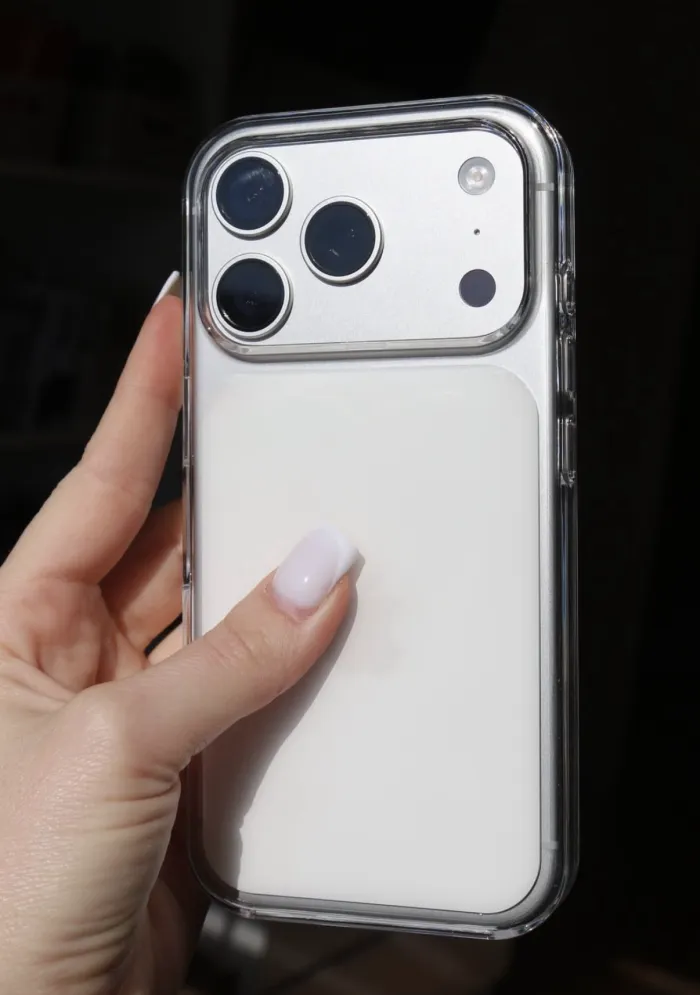 Clear case :  linea 17/17 pro/17 pro max