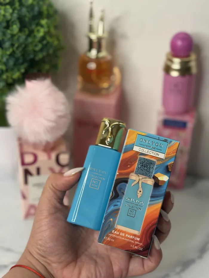 Perfumes minis de cartera  2