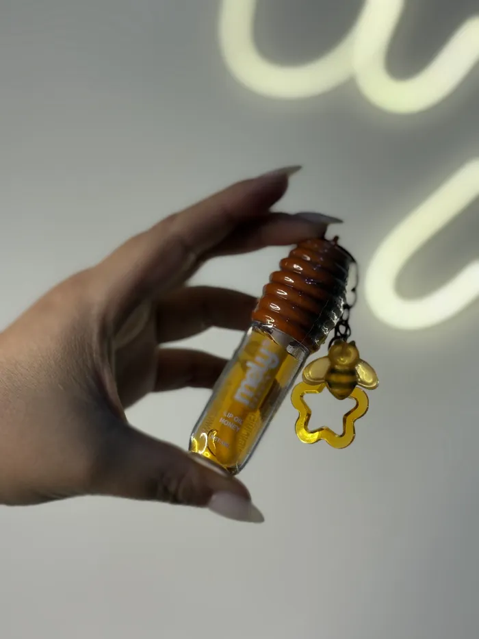 LIP OIL HONEY CON LLAVERO MELY