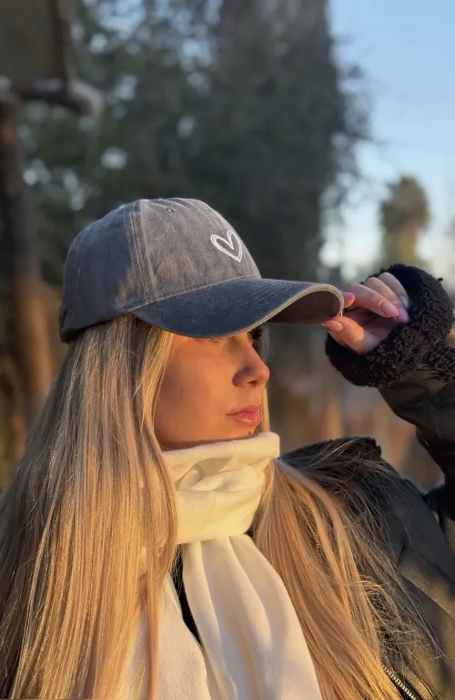 Gorra Love