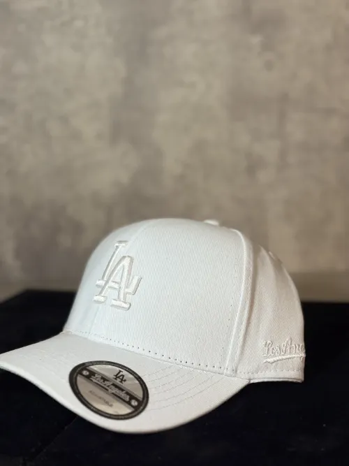 Gorra LA white